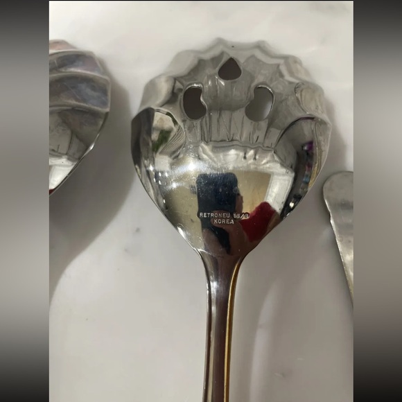 Retroneu STEPHANIE GOLD ACCENT 18/8 Korea Stainless Flatware 30pc Spoon Fork - Picture 12 of 12